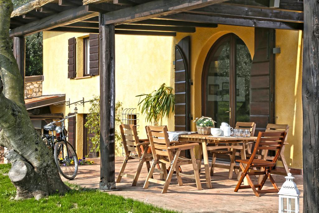 Villa Dei Rosmarini トスコラーノ・マデルノ エクステリア 写真