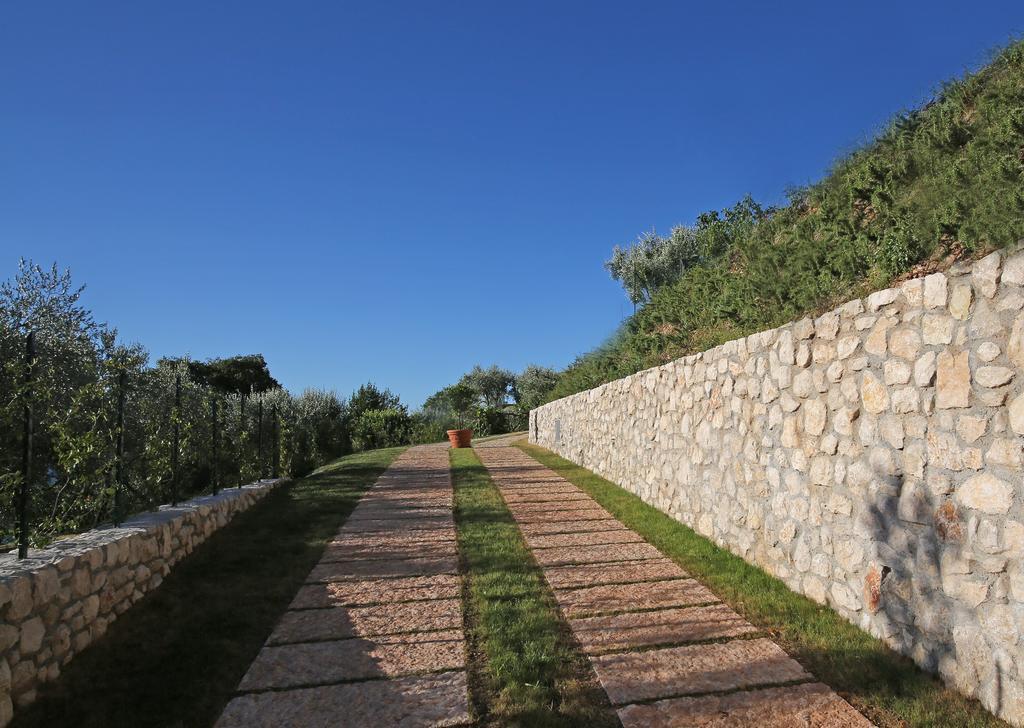 Villa Dei Rosmarini トスコラーノ・マデルノ エクステリア 写真