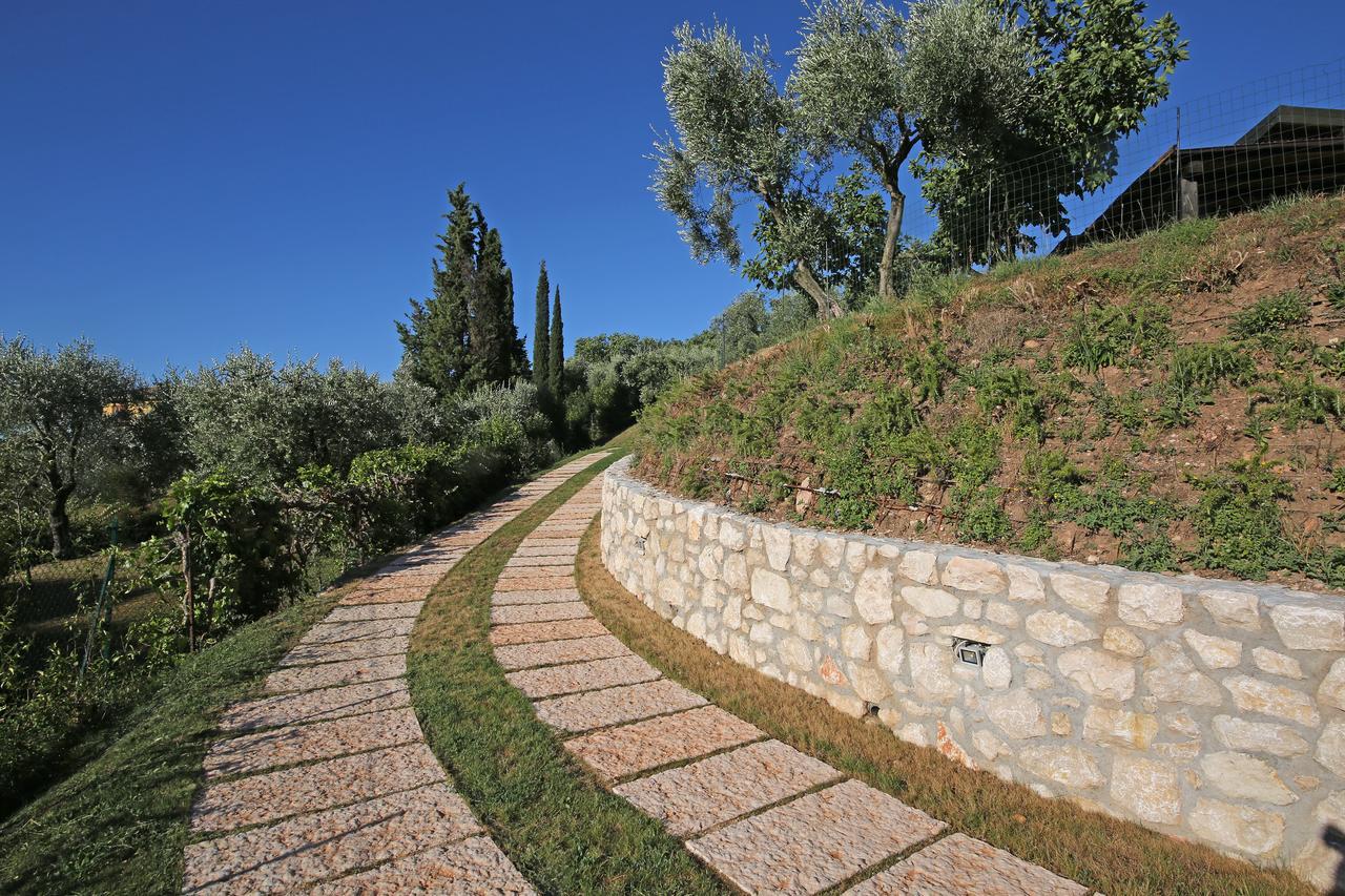 Villa Dei Rosmarini トスコラーノ・マデルノ エクステリア 写真